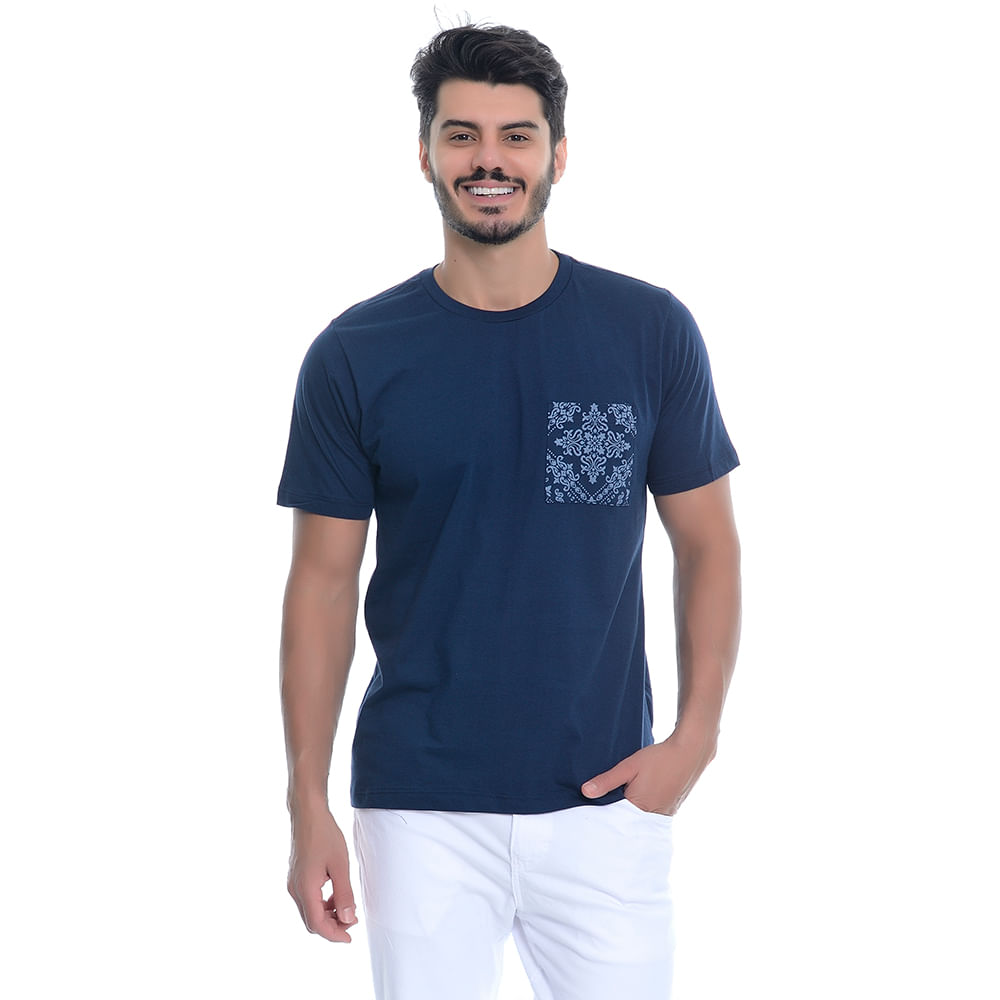 Camiseta Com Bolso Estampado Cor:AzulEscuro;Tamanho:P